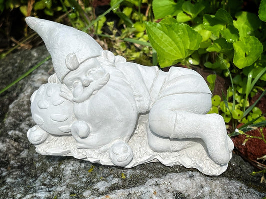 Gnome Sleeping on a Button Mushroom Statue